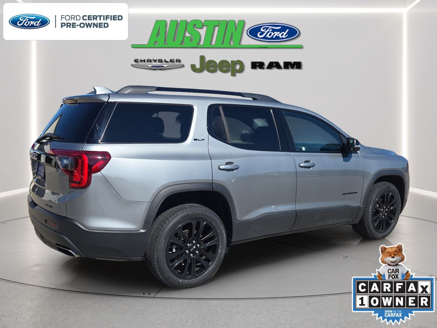 2023 GMC Acadia — detail view