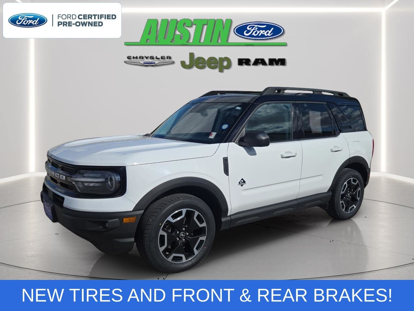 2022 Ford Bronco Sport Outer Banks in Oxford White — front three-quarter view