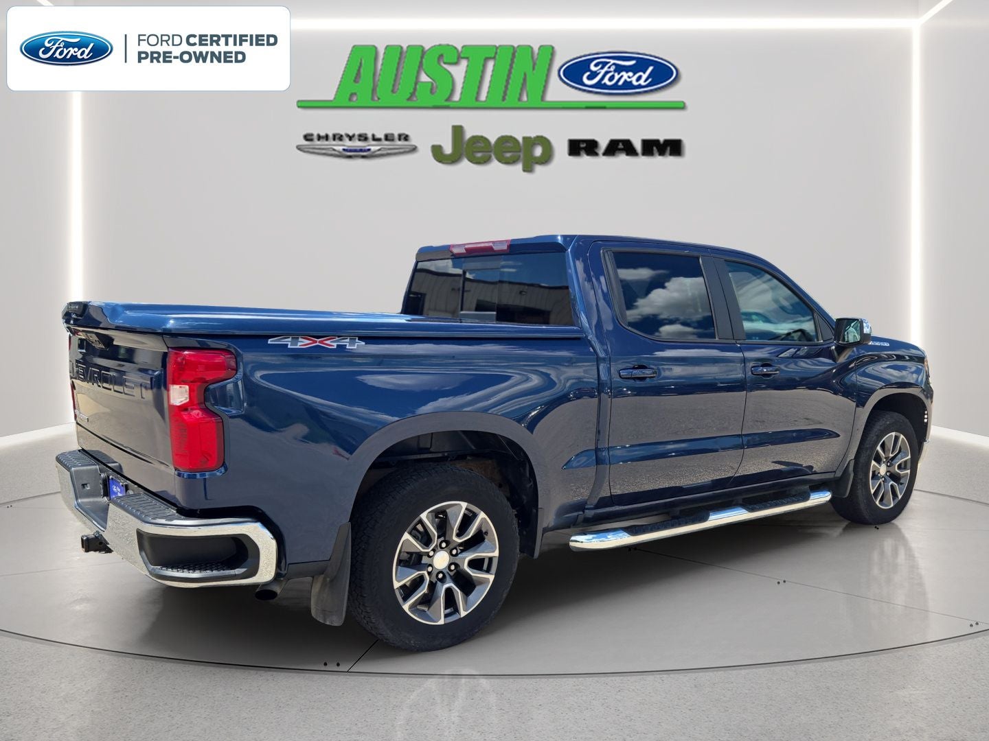 2022 Chevrolet Silverado 1500 — detail view