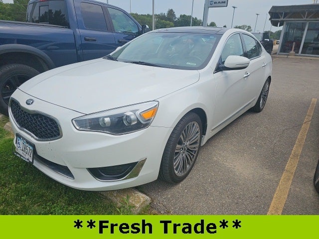 Used 2014 Kia Cadenza Limited with VIN KNALN4D72E5166587 for sale in Austin, Minnesota
